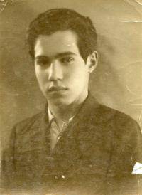 Пирвердиев Лев Сергеевич Пирвердиев Лев Сергеевич
